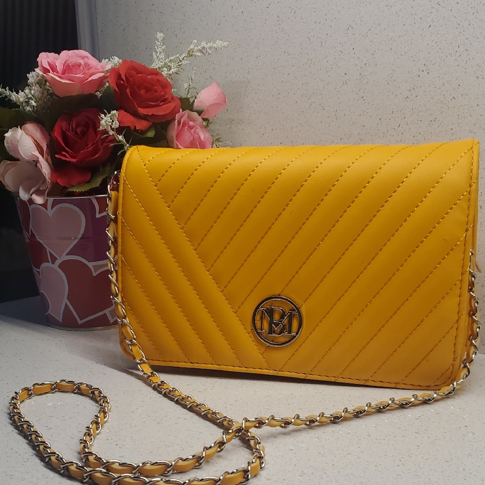 BADGLEY MISCHKA Quilted Neon Orange Crossbody Bag